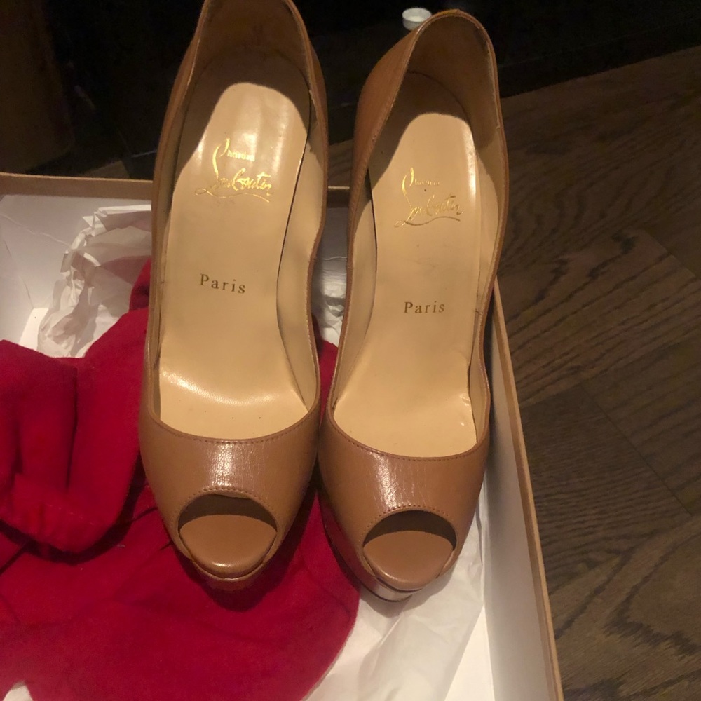 Louboutin Lady peep heels - Picture 4 of 7